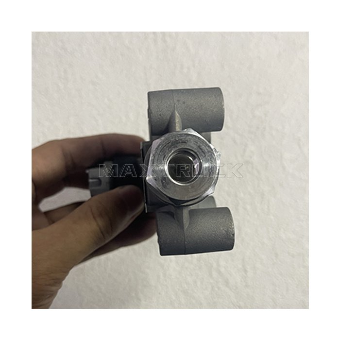Karno Head Manufacturer Truck Parts SV1295 81436106061 85500014712 Levelling Valve for MAN F1800 F2800 F3600