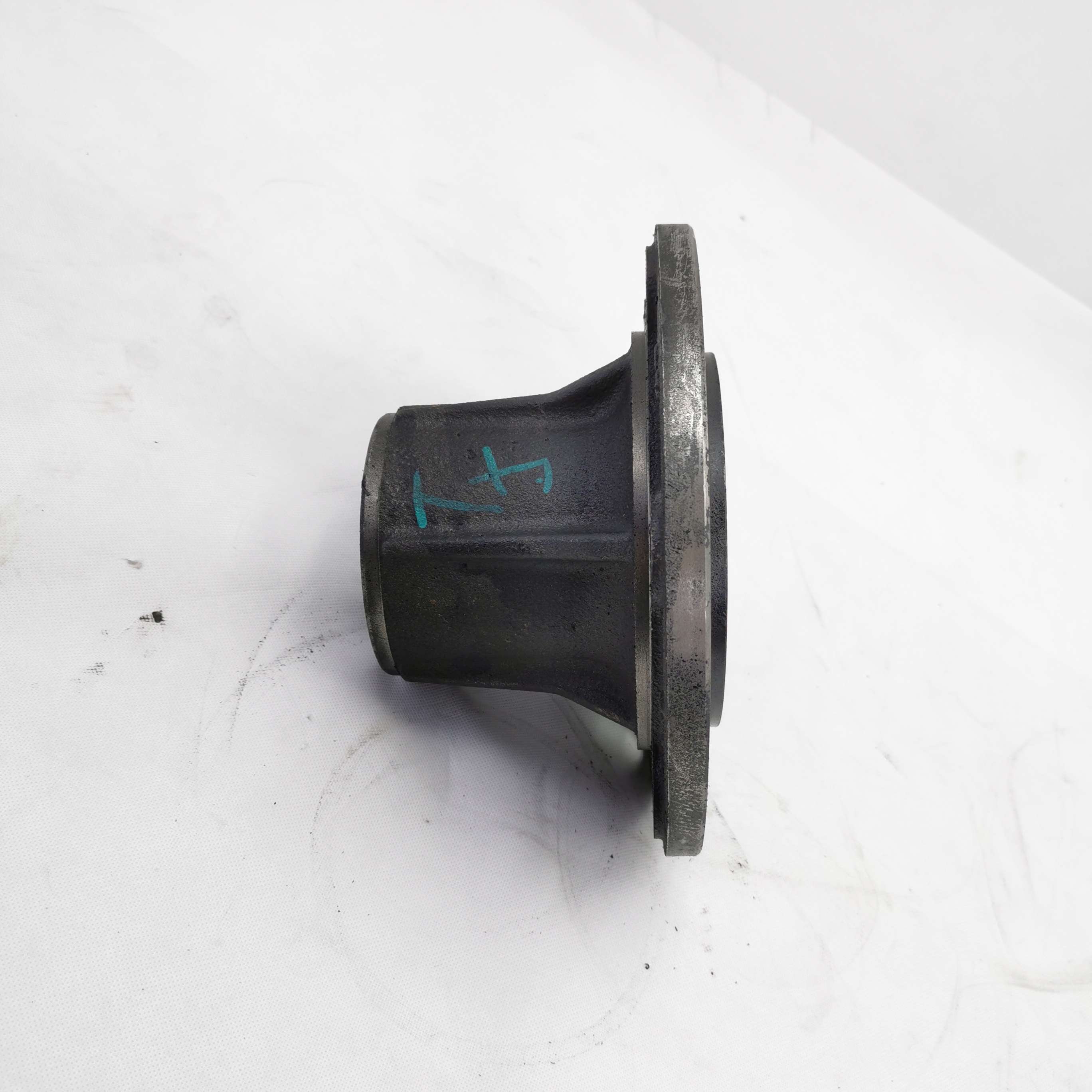 Foton Truck Parts Front Hub L0300060027B0-52