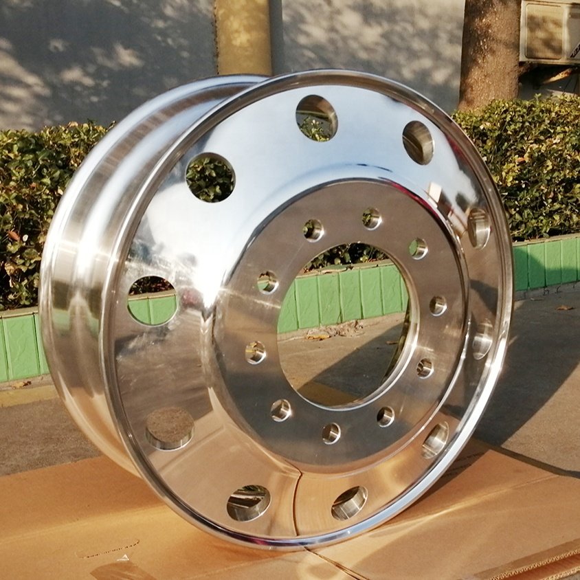 24.5x8.25 Aluminum Truck Wheel for Passenger Bus