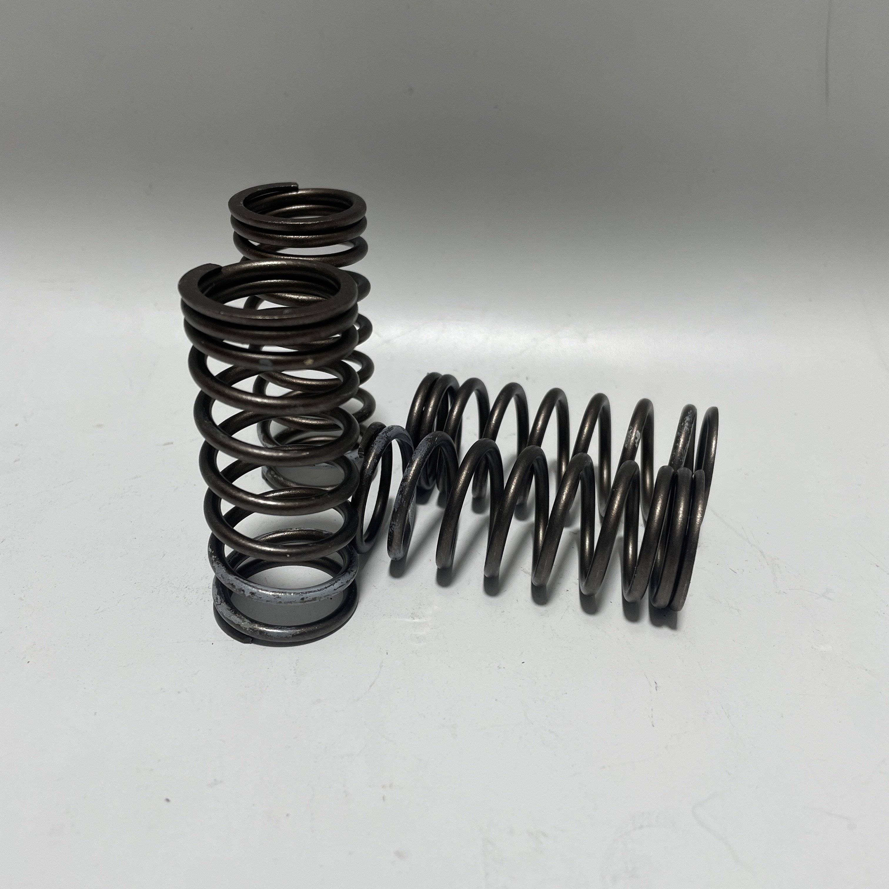 Original Cummins Hot Sell Diesel Engine Spare Parts Valve Spring 3092509 for Cummins QST30 Bus Parts