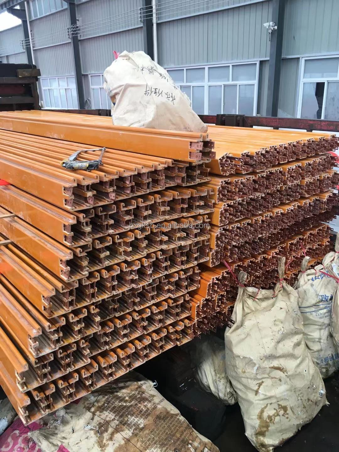 High Quality 5P-100A Insulation Enclosed Overhead Crane Busbar Power Rail Conductor Bus Bar Systems