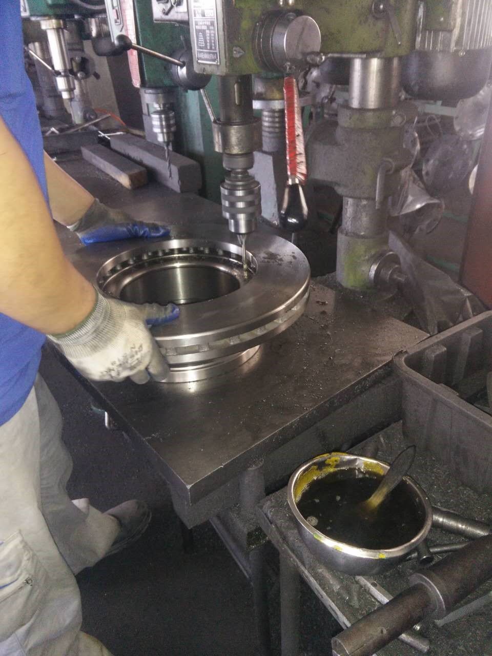 TRUCK Quality BRAKE DISC OE 8551042 ROTOR