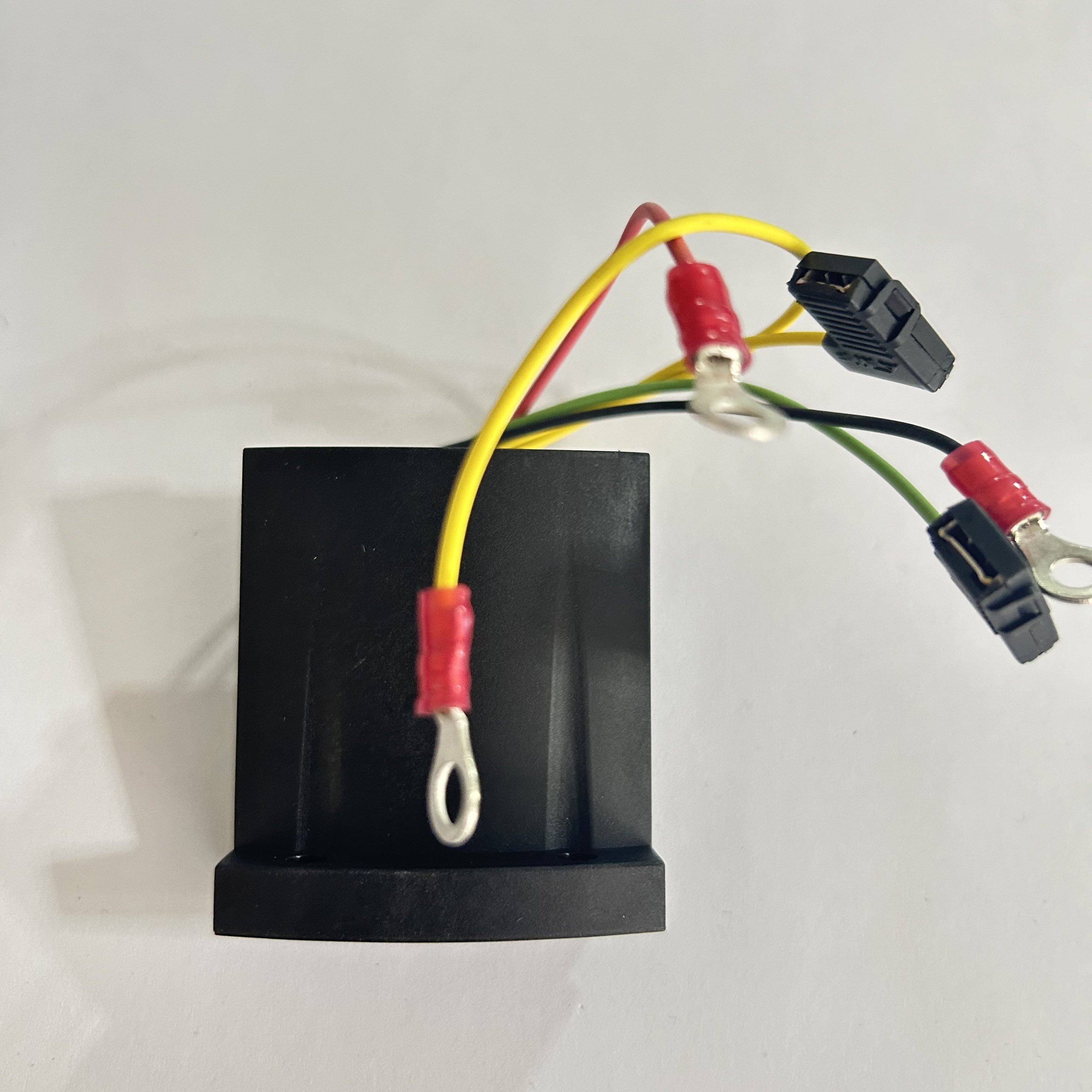 Ot Sale High Quality 24V 605-2 1861771 Alternator Regulator Bus Parts New and Essential for Bus Maintenance