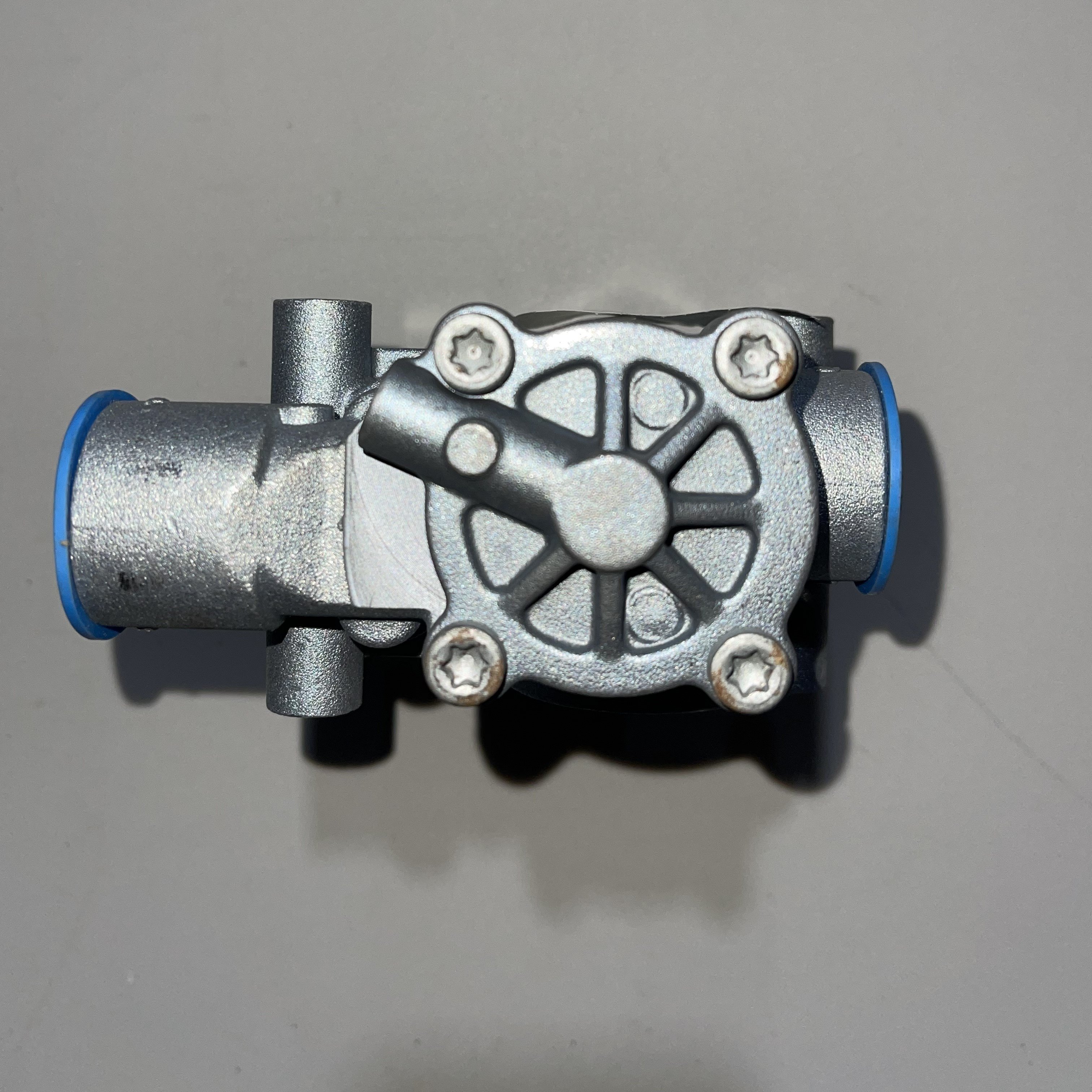 24V ABS Solenoid Valve Spare Parts for Kinglong Youtong ZhongTong Bus Brake System Auto Brake Parts