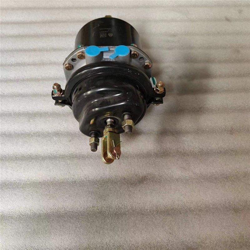 Chinese Bus YuTong ZhongTong AnKai Heavy Truck Spare Parts Front and Rear Brake Chamber WG9000360600 WG9000360601 for Sale