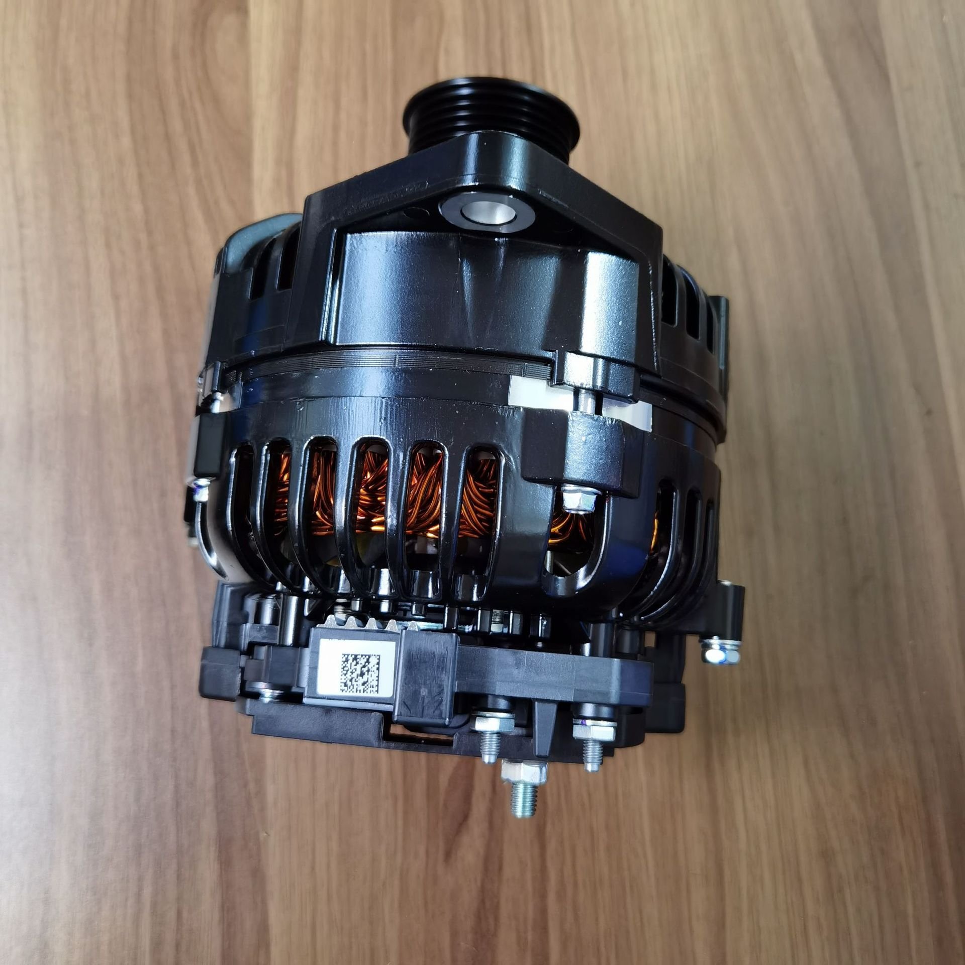 China Shandong Bus Field Beijing Petra AVI147D3002 Auto Generator Auto Parts Genuine Spot