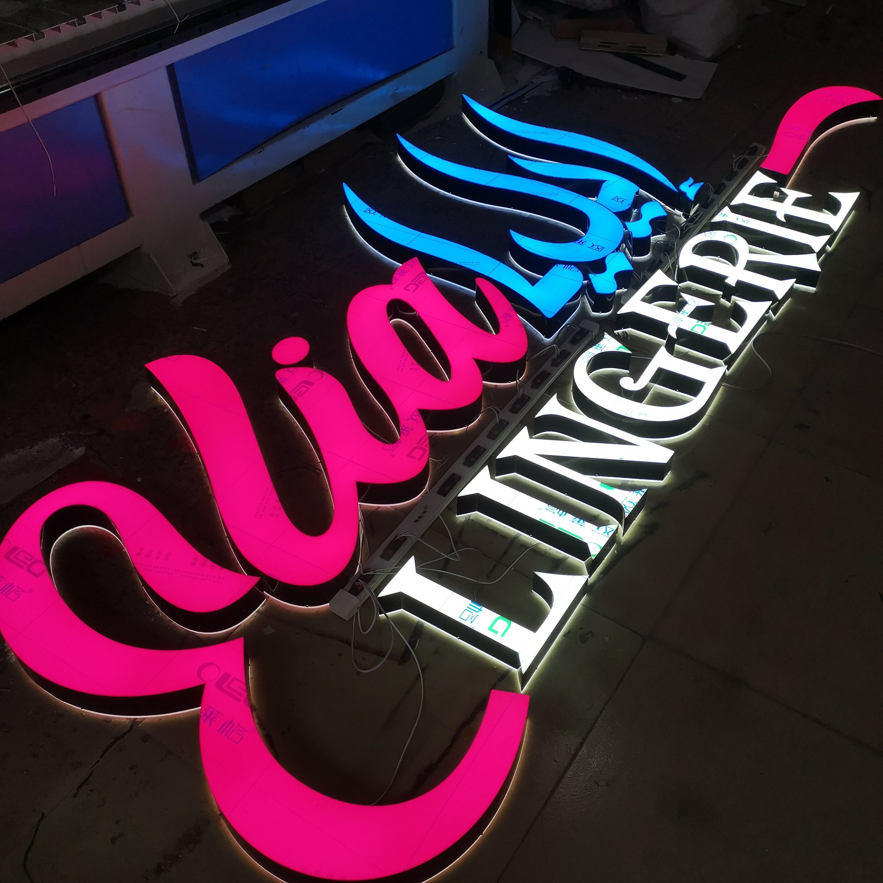 Custom logo Brand Name Store Signs Letters Shop Signs Led Acrylic Signage Light Outdoor 3D Acrylic Front Light Sign