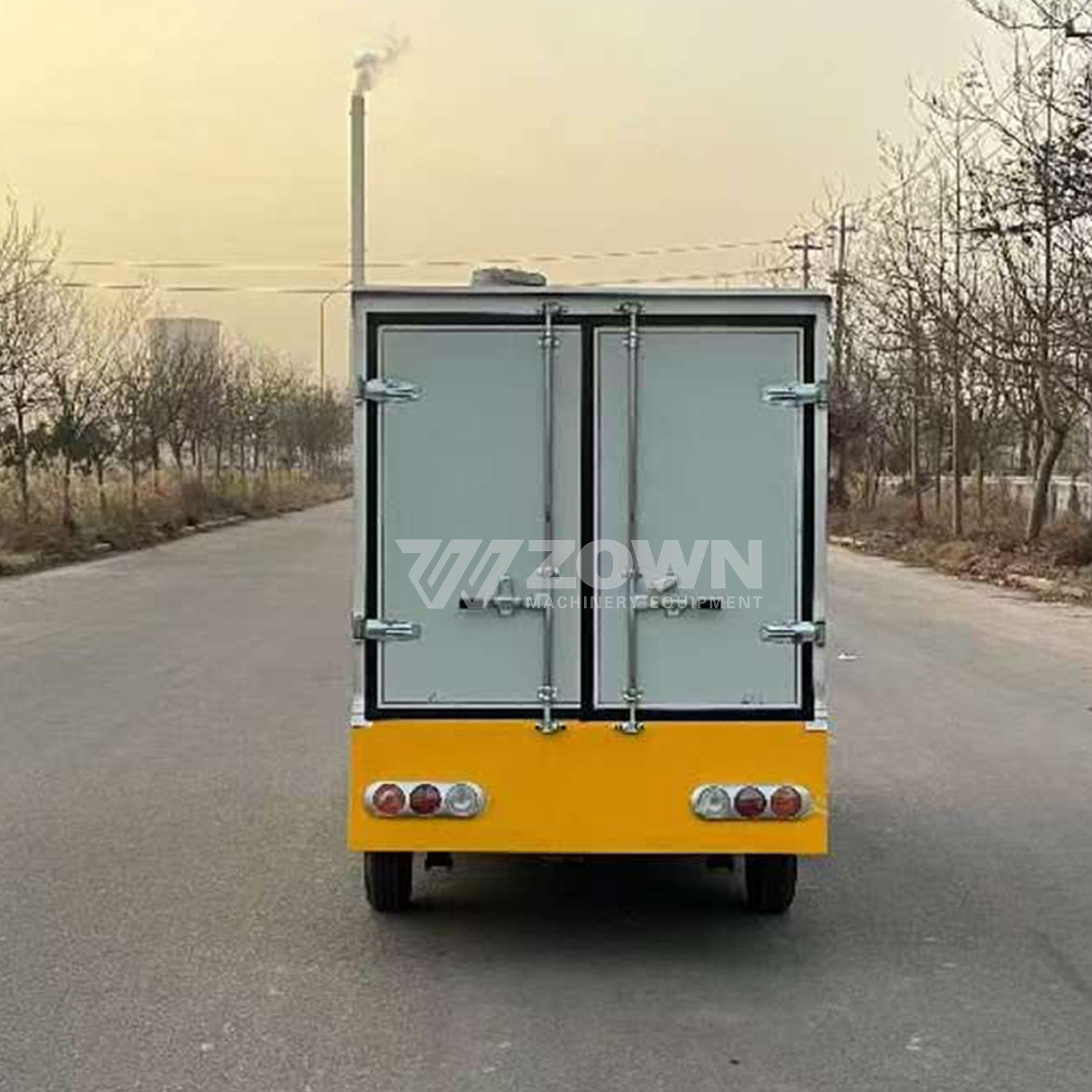 Wholesale Fashionable Fan Electrical Mini Cargo Van Tourist Bus Sightseeing Car for Sale