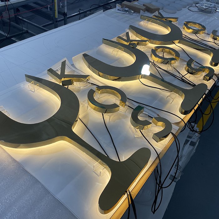 Stainless Steel Outdoor Indoor 3D Gold Metal Acrylic Logo Backlit Illuminated Led Custom Letters Sign Signboard