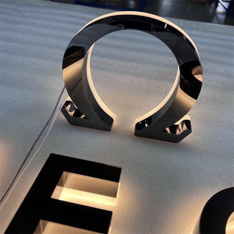 High Quality Outdoor Factory Supplier Heavy Duty Type Backlit Logo Board LED Steel Letters Light up Signs for Shop Front Sign