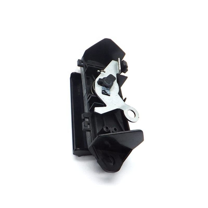 High Quality Spare Parts Car Accessories Toyota Haice 69023-26040 Bus Body Parts Tail Gate Handle for Sale