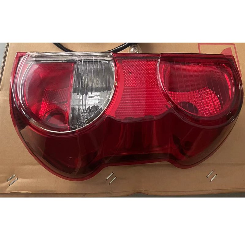 GELING Auto Parts Spare Body Kits Rear Lights Tail Lamp Taillight 26550-JX00A 26555-JX31A for Nissan NV200 2015 2016 2018 2019