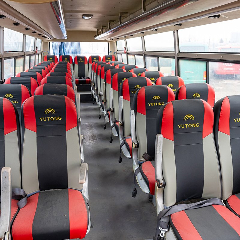 China Second-Hand 30-35 Seat Diesel Coach Bus Euro 3 Used Bus in China for Sale