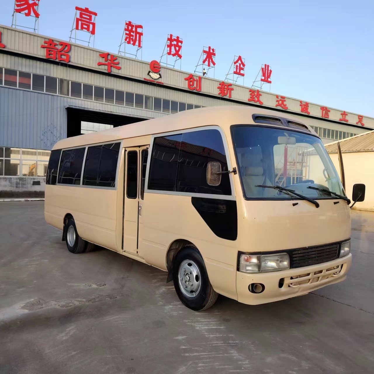 23 Seats 30 Seats Cheap Used Coaster Buses for Sell