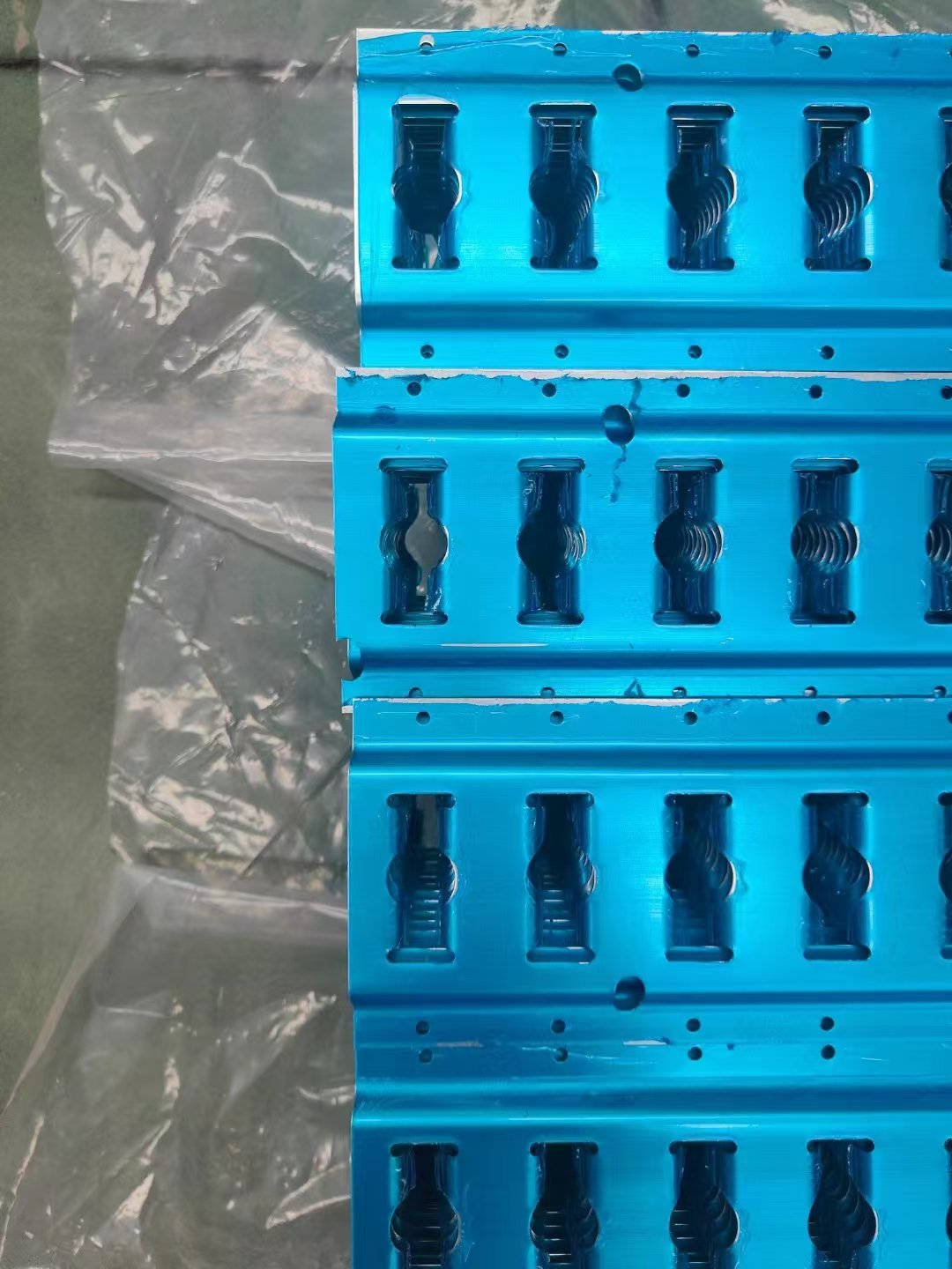 Hot Sale Refrigerated Container Truck Accessories Logistic Cargo Control Horizontal Aluminum Galvanized E Track