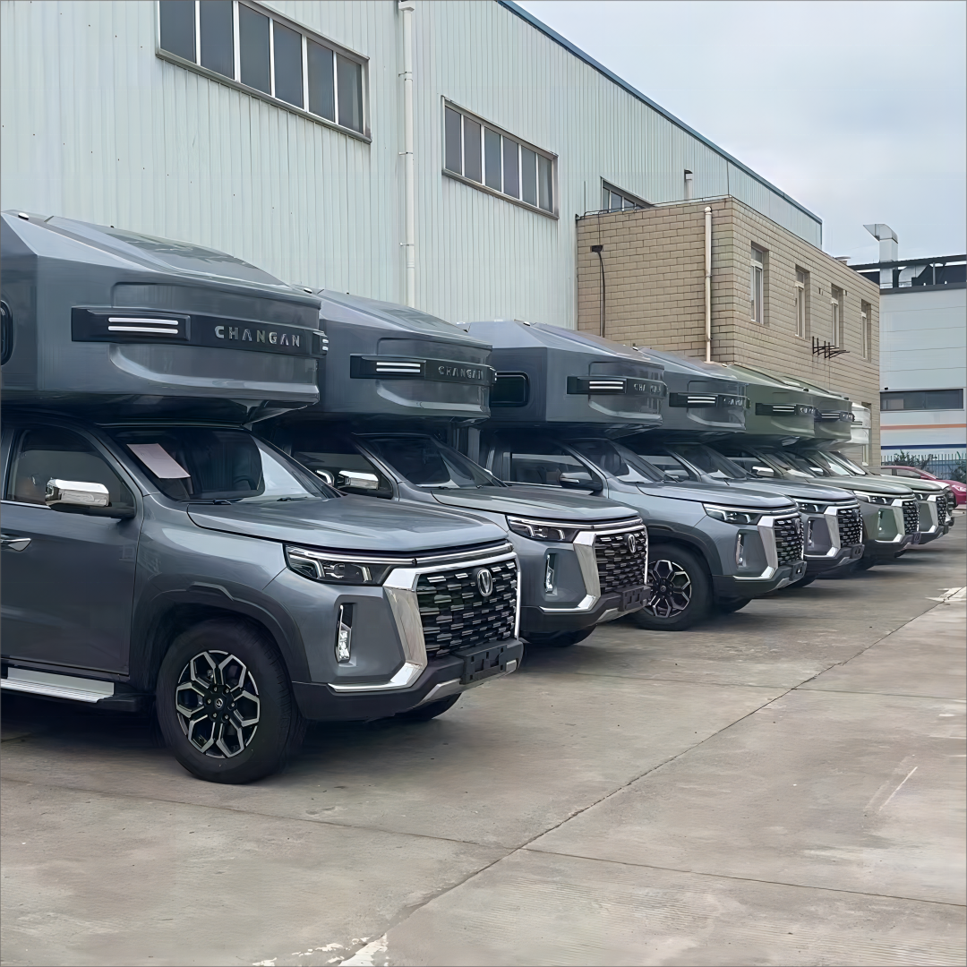 QXN RV Changan Fengjing Used Gasoline Turbo Engine Bus 6 Leather Seats Automatic Gearbox Hydraulic Steering System R16 Tire FWD