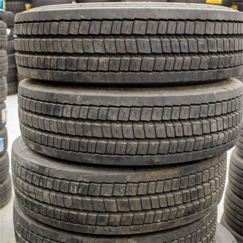 Giti 9.5R17.5 All Steel Radial Tyres for Light Bus and Regional