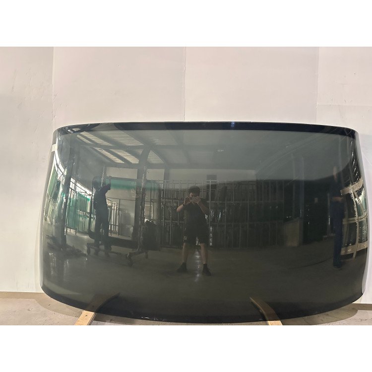 Professional Manufacturer Down Bus Windshield Laminated Front Windshield Glass Chinese Auto Windshield Glass for HIGER6115 1540