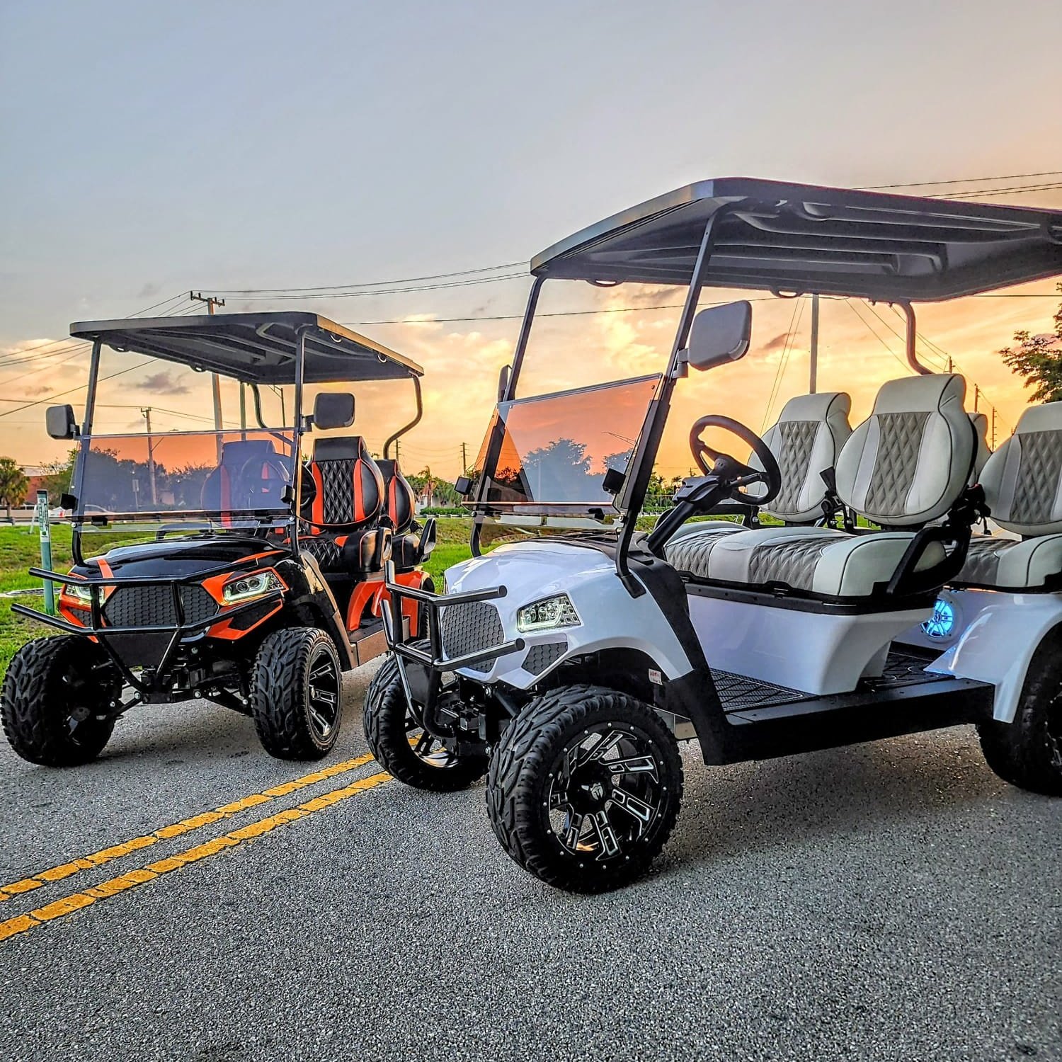 Hot Sell New 2 4 6 Seat Sightseeing Bus Utility Vehicle Hunting Club Golf Cart Electric Golf Buggy Off Road Golf Car for Sale