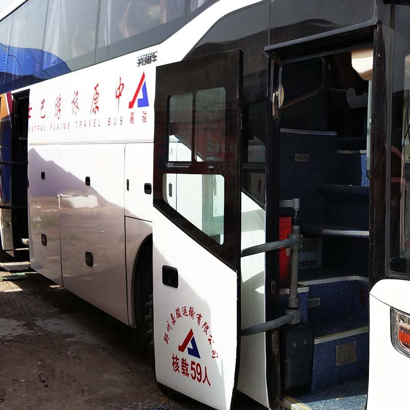 Used Buses 66 Seats Diesel Engine Passengercoach Buses and Coaches for Sale