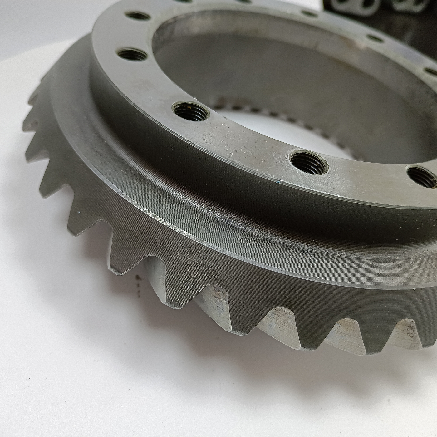 Custom Manufacturer Carbon Steel Spiral Bevel Gear Set Steel Pinion Worm Spur Gears for Bus