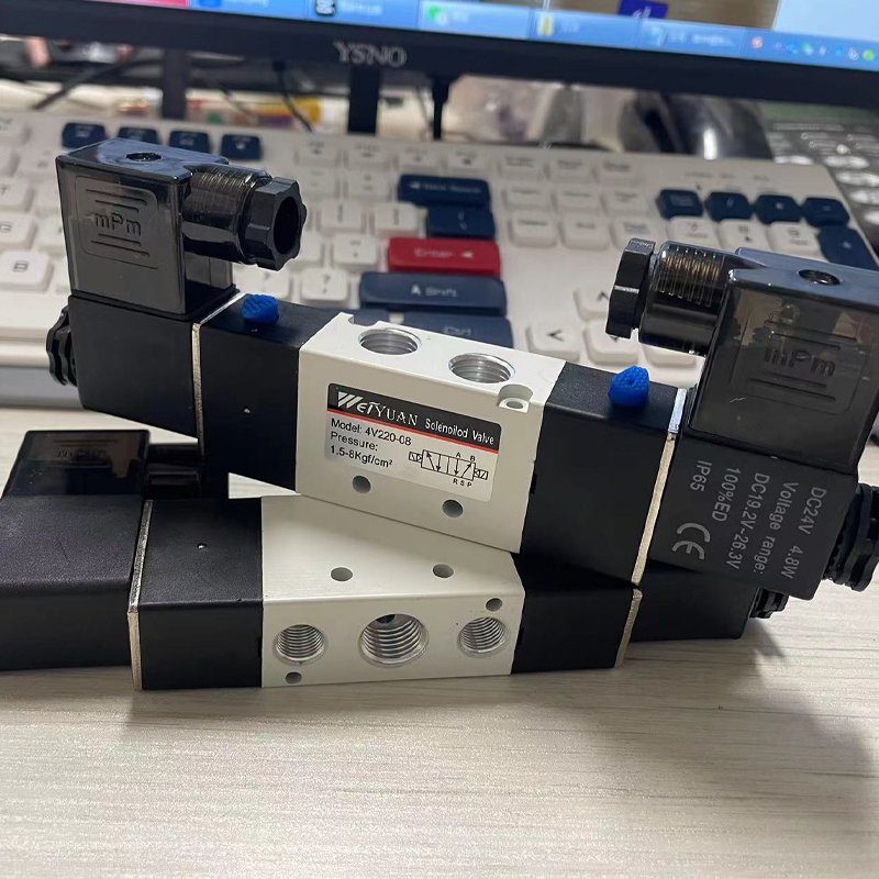 China Popular Bus Accessories Door Pump System 4V220-09 Door Pump Solenoid Valve for Kinglong Higer Zhongtong Ankai Bus Parts
