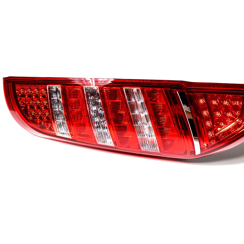 New Condition Car Right Rear Taillight Body Parts 4133-00217