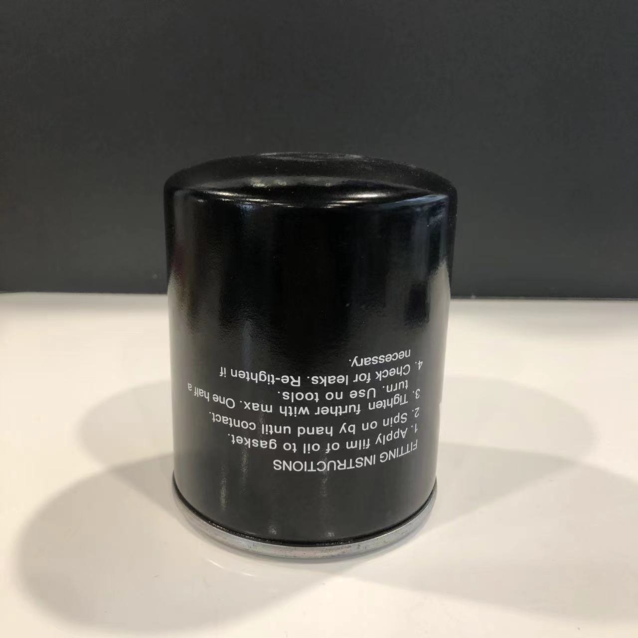 KM Auto Parts China Factory Engine Parts High air Flow Car Oil Filter OE 1768402 Fit for SCANIA 3-series 3-series 4-series Bus