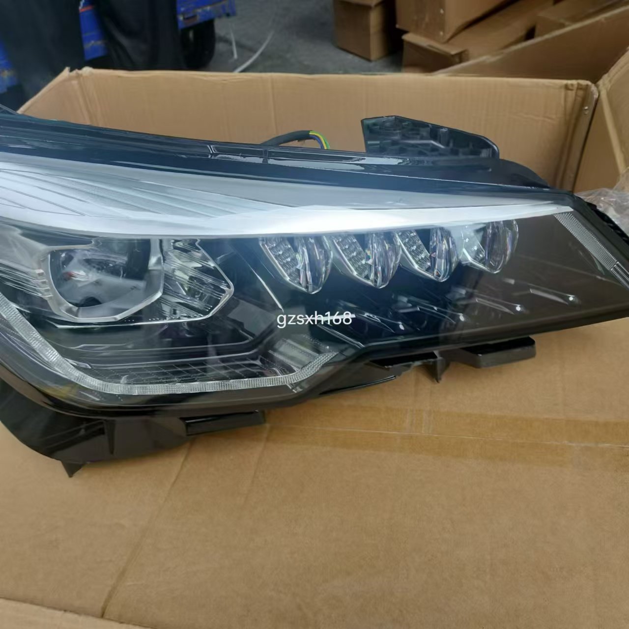 Changan Auto Parts CS85 LED Headlight Assembly Applicable for Automotive Body Lighting System Model 4121020-M51