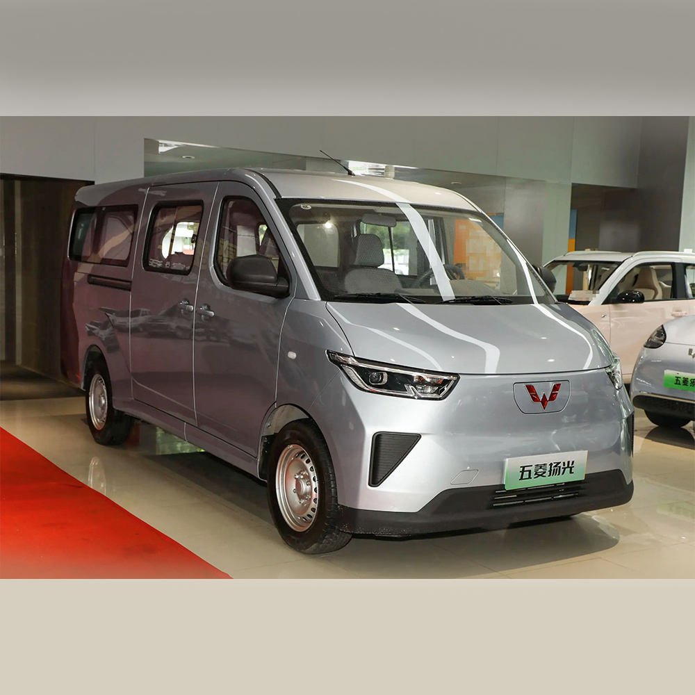 Wuling Yangguang 0.5h Fast Charging Mini Bus Large Capacity Delivery Van Electric Rhd Electric Cargo Van Right Hand Drive Van