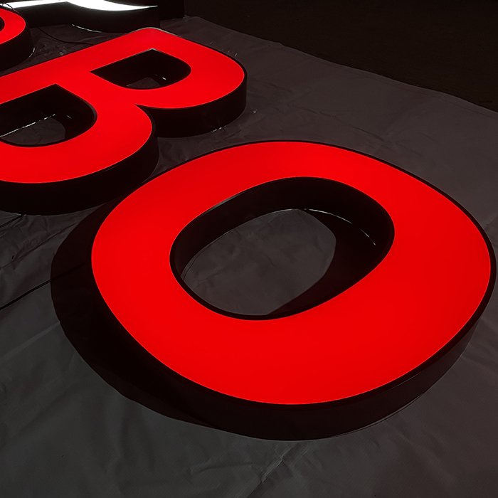 Outdoor Led Big Illuminated Advertising Letter Signs 3D Lighting Volumetric Signage