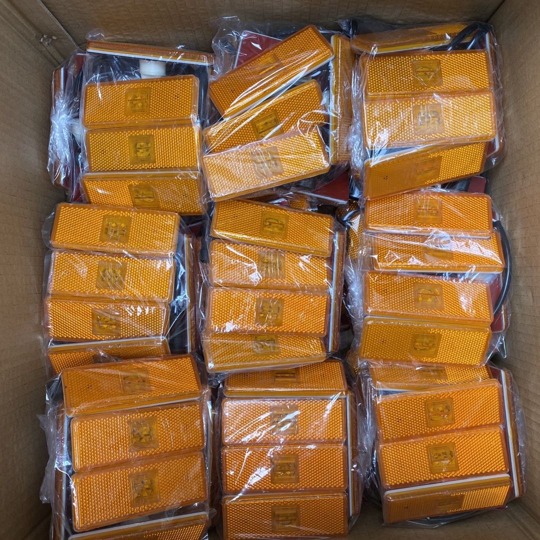 Bus Side Lamp Bus 24v Side Marker Lamp for yutong Bus WJC-S-009