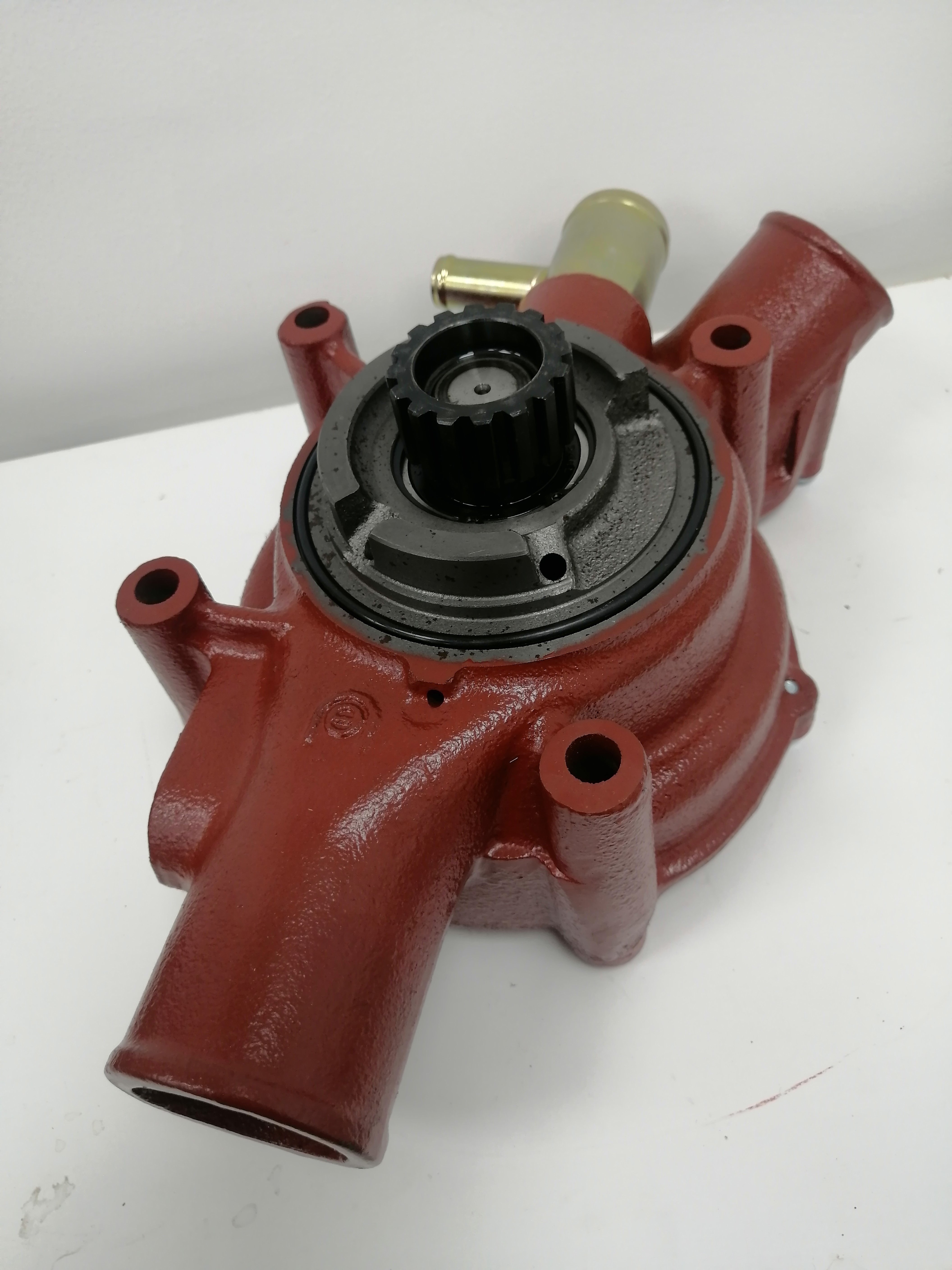 High Quality OEM Daewoo Bus Part De12tis 65.06500-6142 400921-00418 Water Pump for Doosan Engine