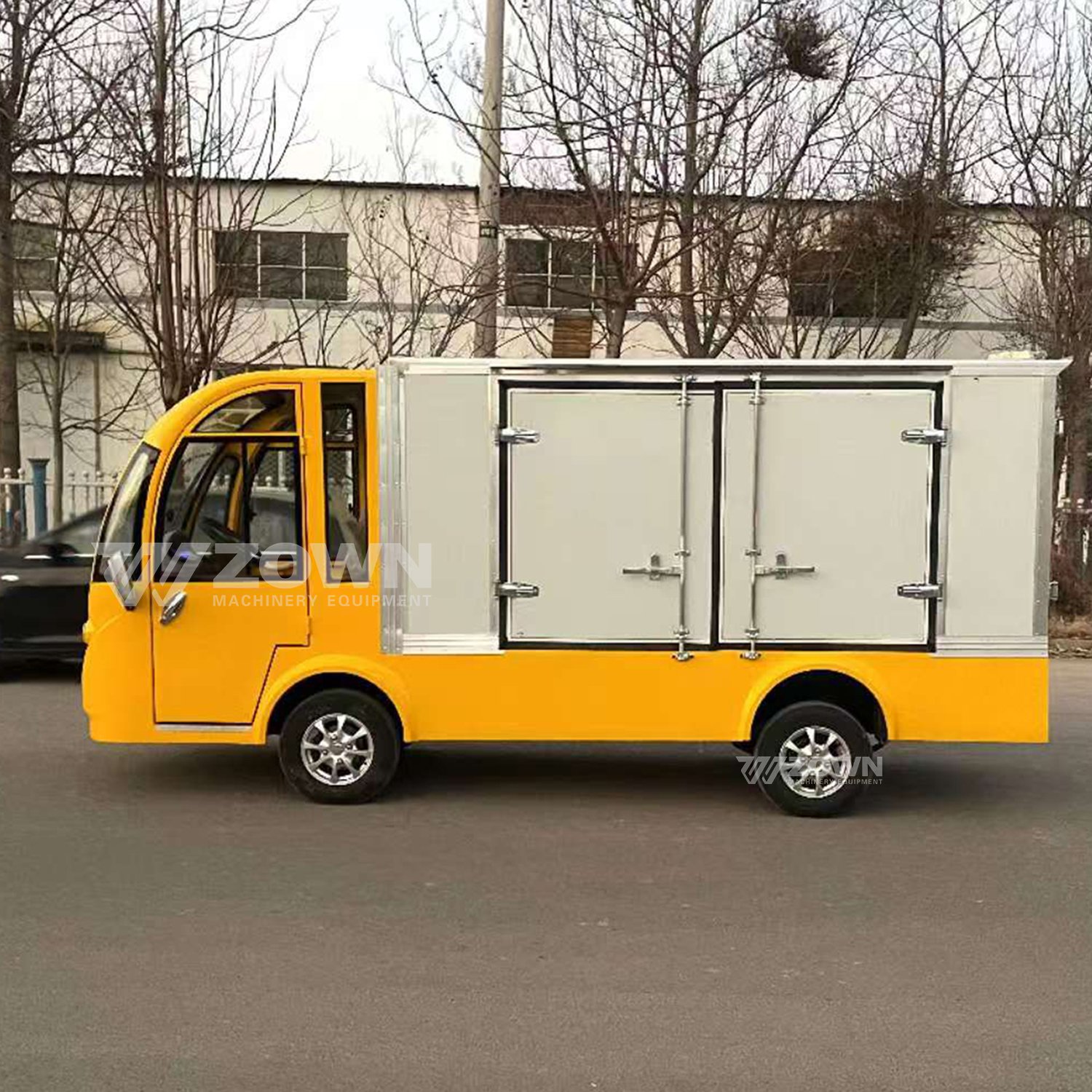 Enclosed Luxury Electric Four Wheeler Mini Tourist Bus Sightseeing Car Tour House Car Street Legal Bus for Sale
