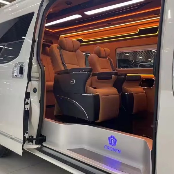 Used Car Toyata Hiace Bus 6-18 Seaters diesel Engine Used Mini Bus Van Cheap Price Hot Sale