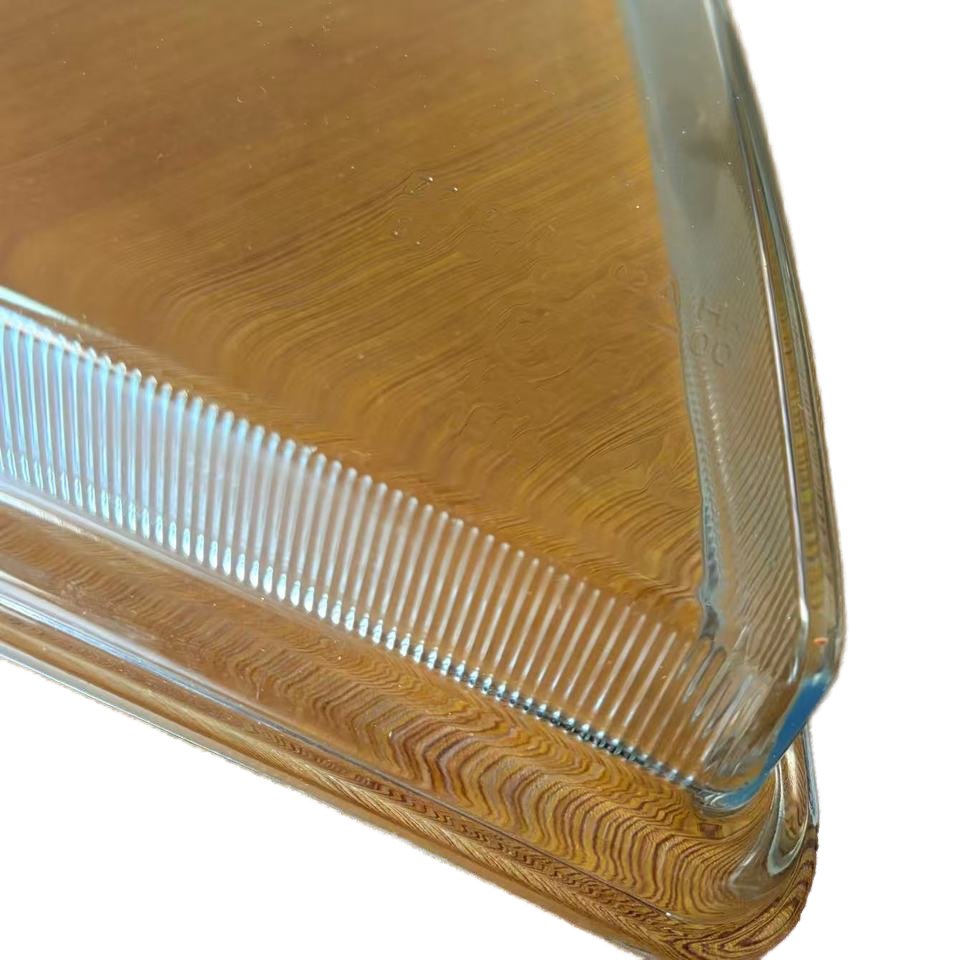 China Factory Auto Parts 24V Bus Light Lampshade New Condition Glass or Plastic Bus Light From Factory