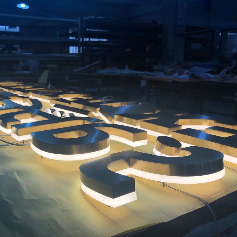 Storefront Signs 3D Lighting Led Outdoor Waterproof Led Channel Letter Signs Custom Acrylic Led Advertising Letters