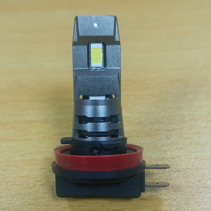 Raych Led Bulb Z1 H11B CSP Chip LED Fog Headlight Halogen 90W 12000LM White Lamp Plug for Car