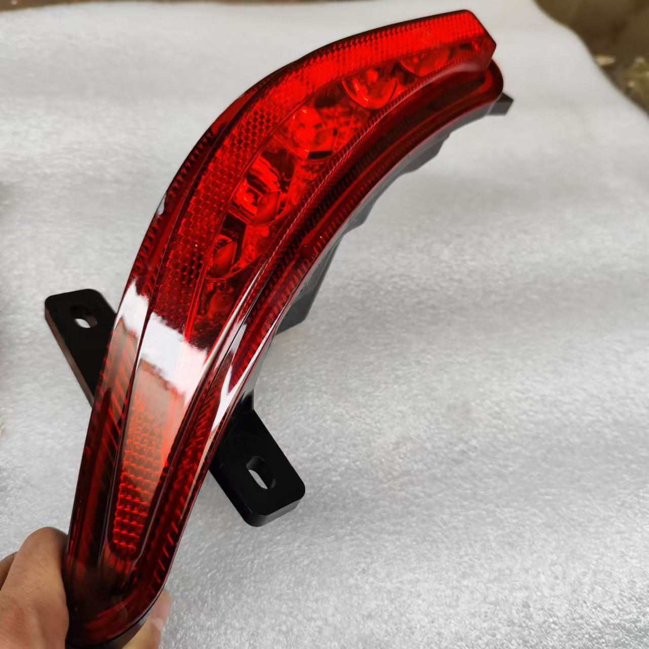 Zhongtong New Condition Left Rear Fog Light with Reflector Essential Driving Lights