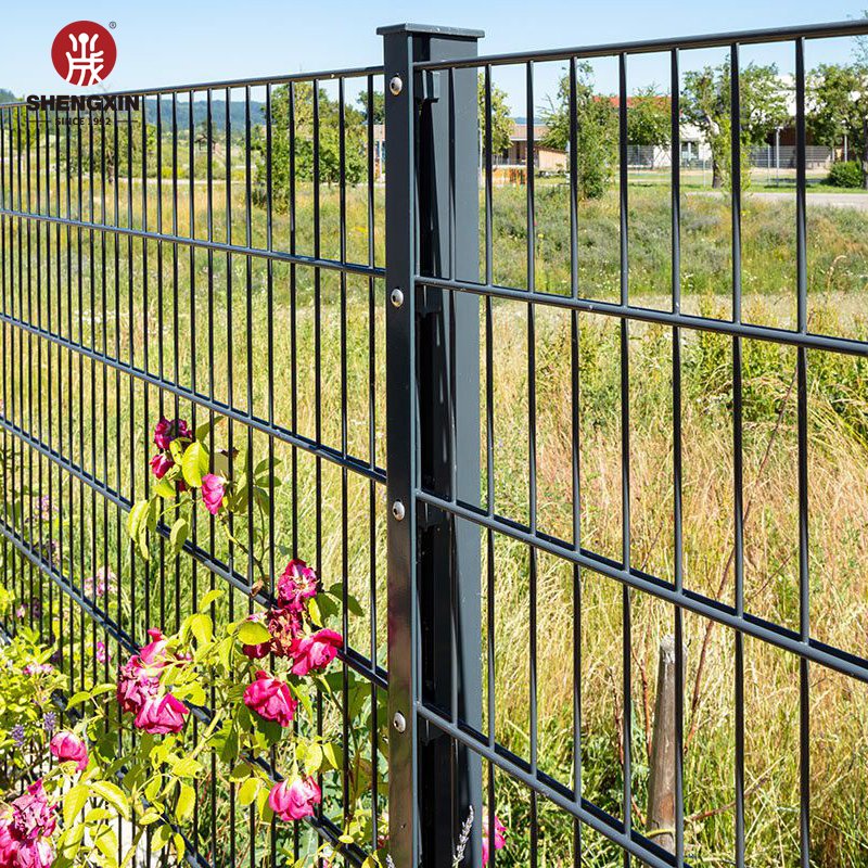 Garden Protection Galvanized 656 Iron Double Wire Fence Panel