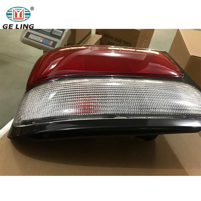 GELING Factory Outlet Tail Light Rear Lamp Assy Taillight with Wire for toyota coaster Bb40 Bb50 Hzb50 1993 - 2006 Bus Van