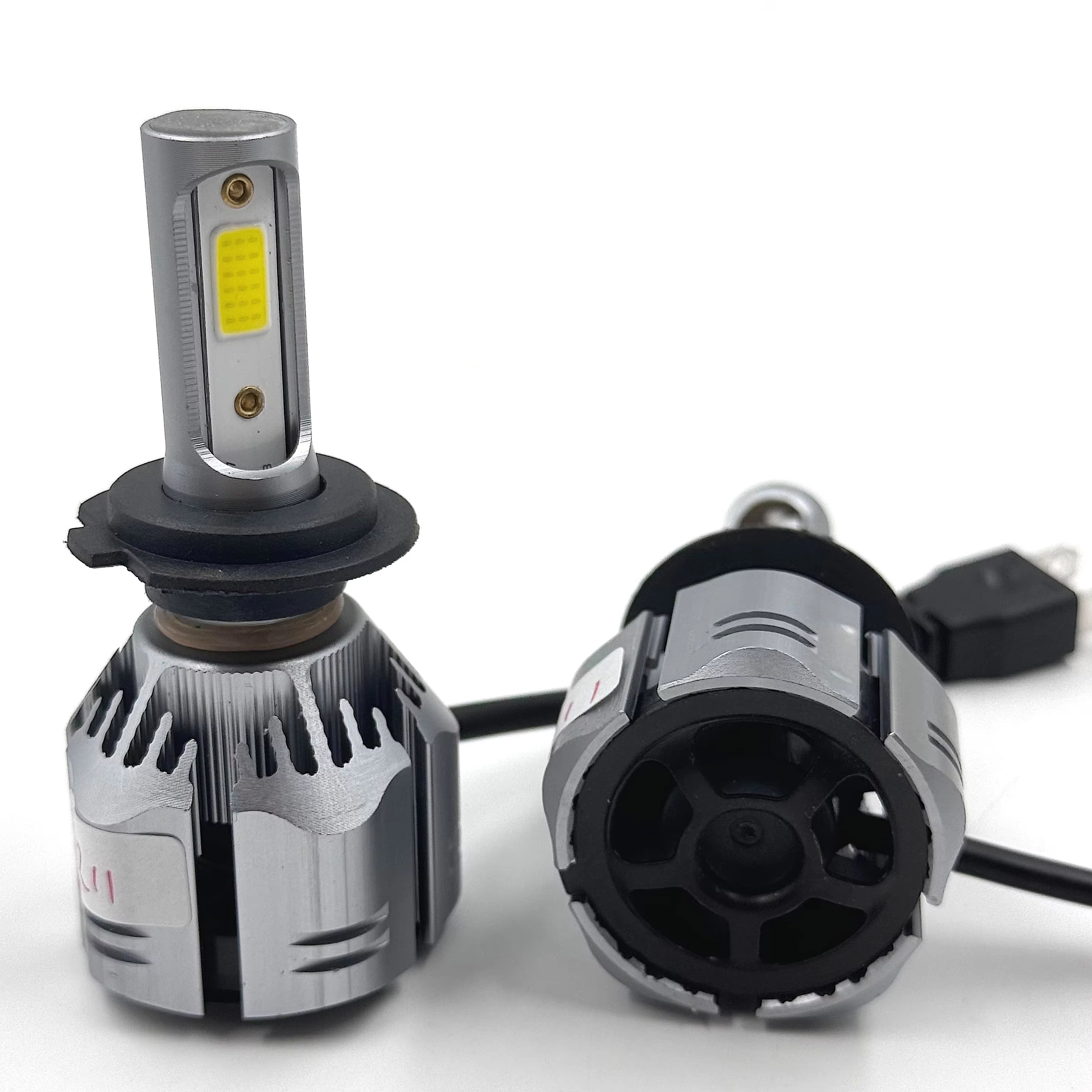 R11 COB ultra Bright 14000LM LED Car Headlights H1 H4 H11 High and Low Beam 50W Aluminum High and Low Beam New Fog Lights