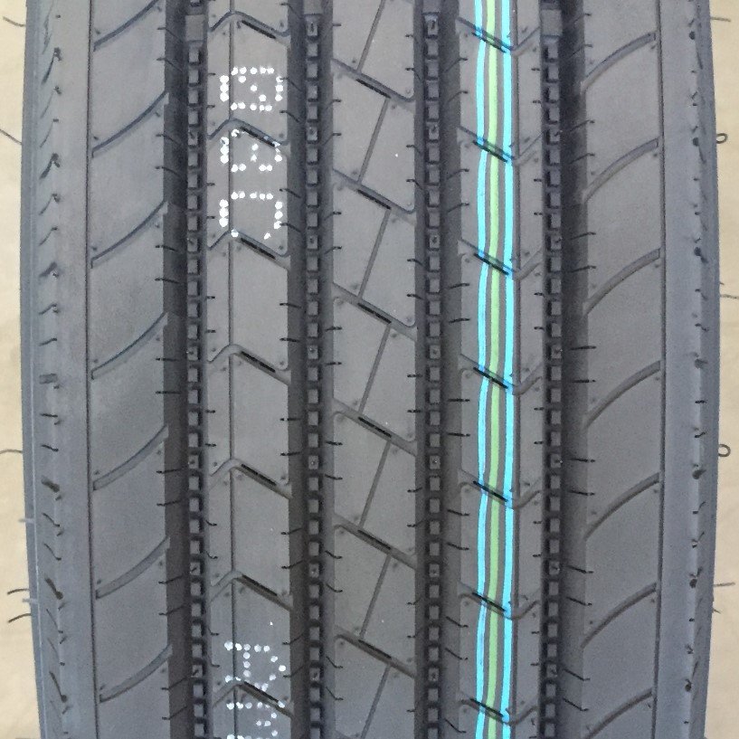 Haohua Tire Compasal Brand Llantas 11R22.5 Truck Tyre Tractor Trailer Tires