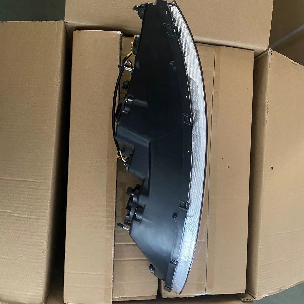 Head Lamp Head Lights for yutong ZK6888 Series for Yutong Bus WJC-Q-020