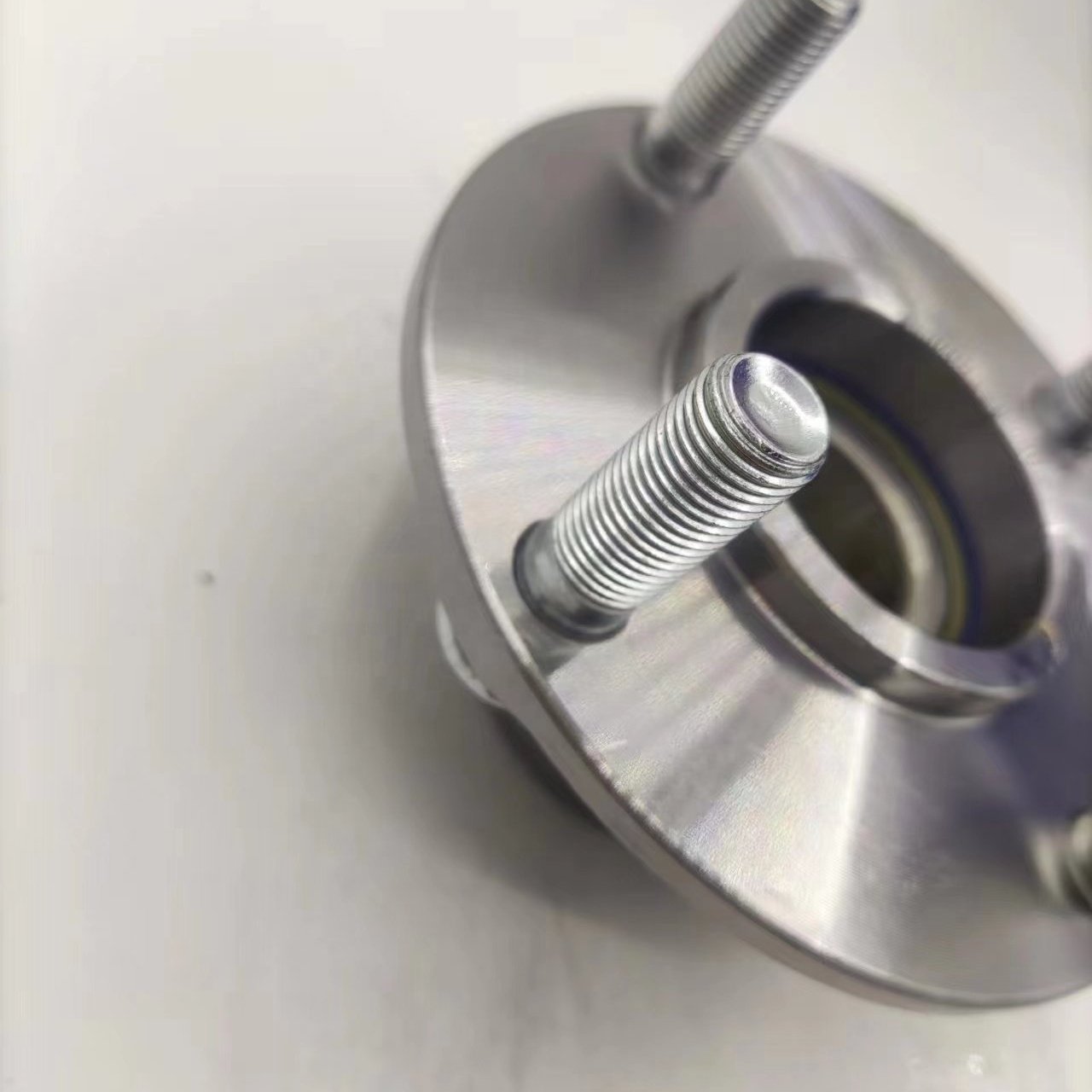 High Quality Automobile Rear Wheel Bearing Assembly Is Suitable for 35016Changan Star Dongfeng Xiaokang Beidou Star Liana A6