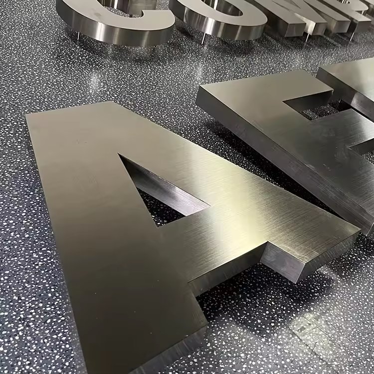 Hotel Brass Metal Letter Signs Brass Identification Brushed Surface Golden Letter Metal Number Brass Letter Sign