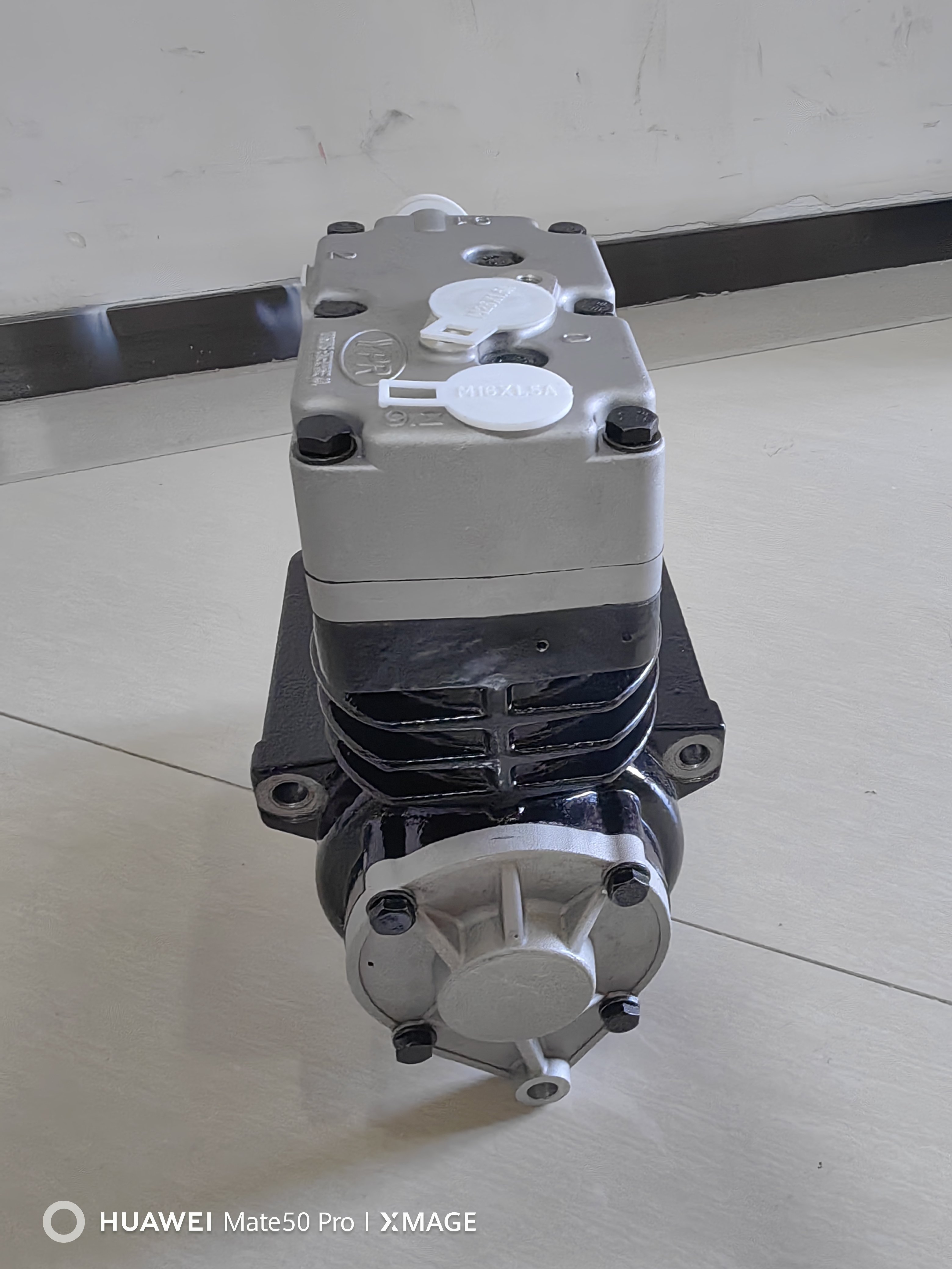 Thailand Ghana Dubai Russia Algeria Australia Market Daewoo Bus Parts DL08 65541017071 65.54101-7071 Air Compressor for Doosan