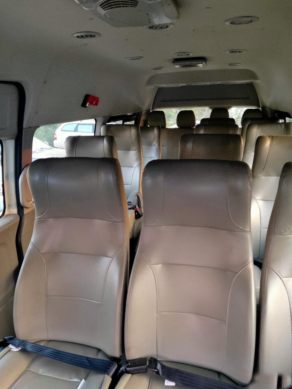 Second Hand Bus 18 Seats Kinglong Diesel Engine RHD LHD Passenger Transportation Bus