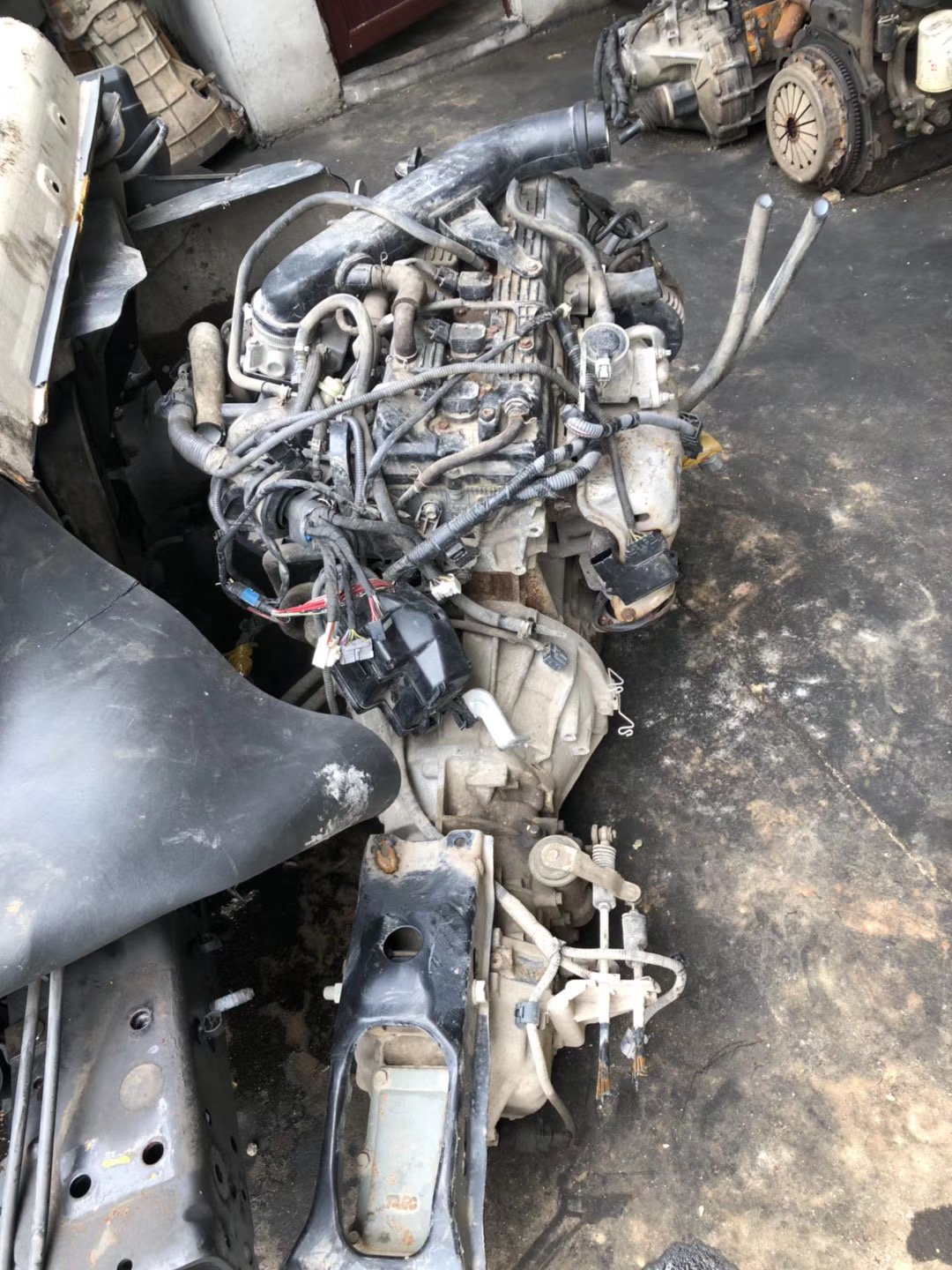 TOYOTAI HIACE ENGINE 2TR 2.7L VVTI MOTOR WITH TRANSMISSION for JAPAN CAR