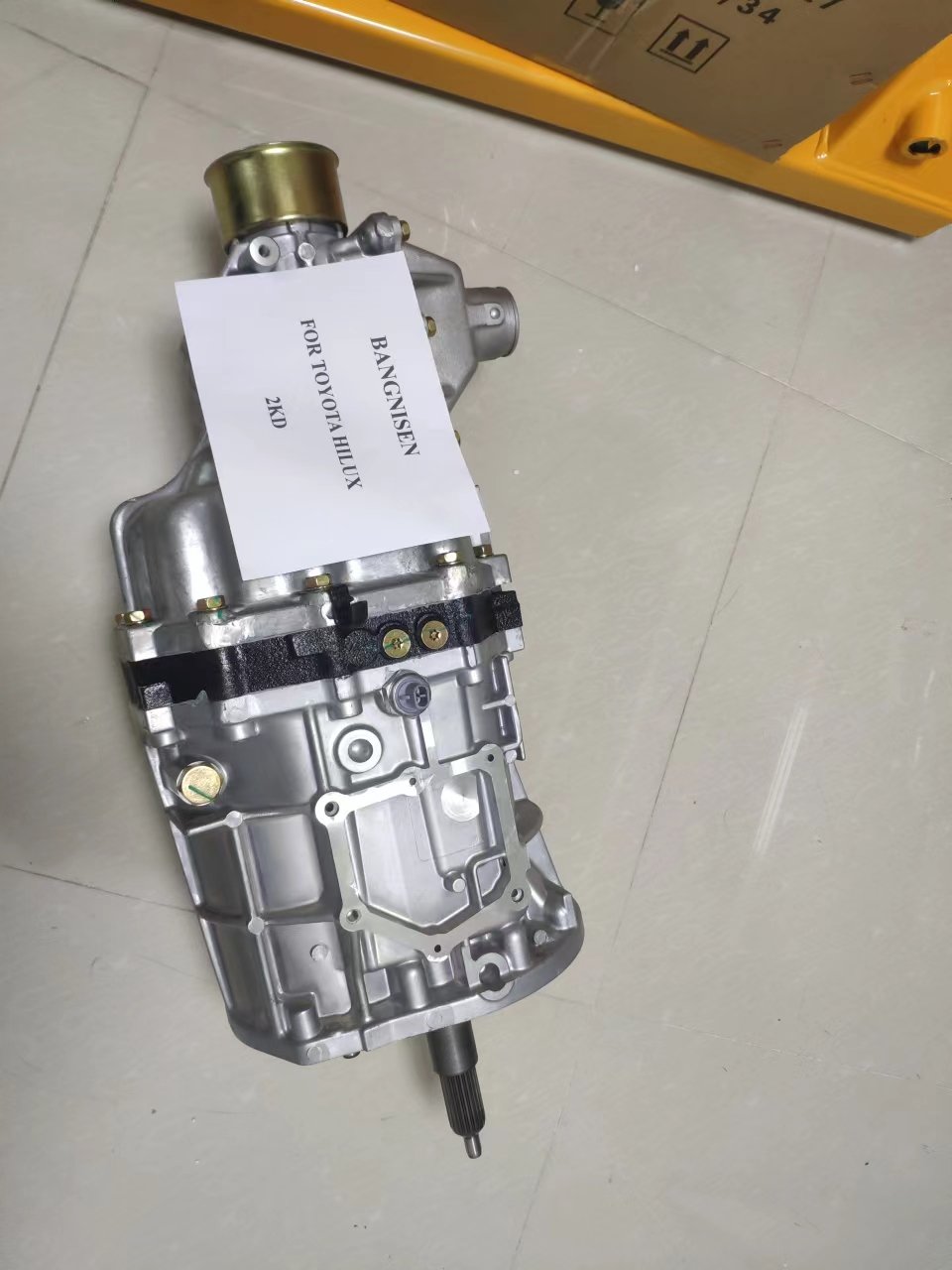 Brand New HIACE Gearbox Manual Transmission for TOYOTAs 3L 5L 2KD Engine